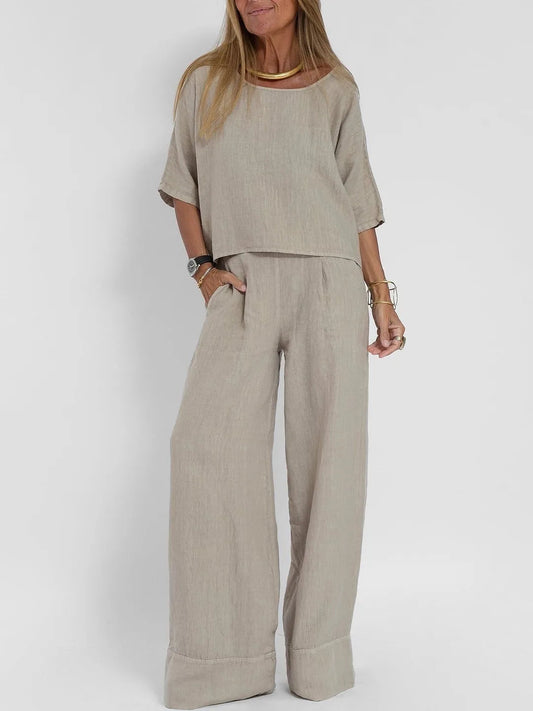 Women's Casual Lightweight Outfit Set with Coordinating Top and Pants